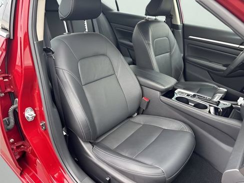Used 2024 Nissan Altima 2.5 SL AWD/4WD image 13