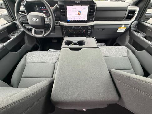 New 2026 Ford F350 XLT w/ XLT Premium Package AWD/4WD image 16