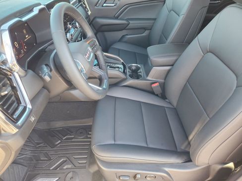 New 2026 GMC Canyon Elevation w/ Convenience Package image 16