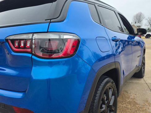 Used 2023 Jeep Compass Latitude image 19