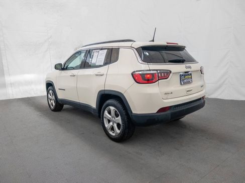 Used 2018 Jeep Compass Latitude w/ Popular Equipment Group image 9