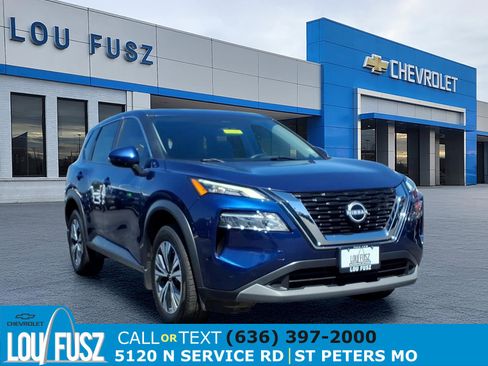 Used 2023 Nissan Rogue SV FWD image 1