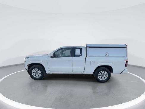 Used 2022 Nissan Frontier SV w/ Technology Package image 5