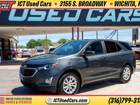 Used 2021 Chevrolet Equinox LS w/ LS Convenience Package FWD image 1