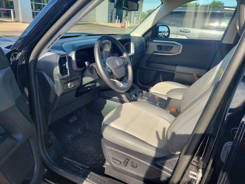 Used 2025 Ford Bronco Sport Badlands w/ Sasquatch Badlands Package AWD/4WD image 8