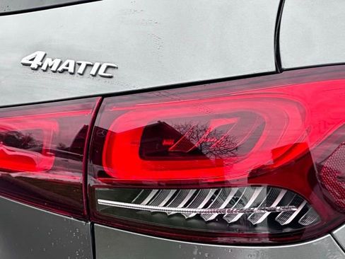 Used 2021 Mercedes-Benz GLA 250 4MATIC image 13