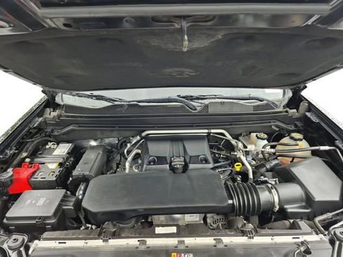 Used 2024 Chevrolet Colorado ZR2 w/ ZR2 Convenience Package III AWD/4WD image 20