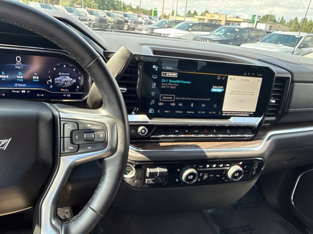 Used 2023 Chevrolet Silverado 1500 RST AWD/4WD image 25