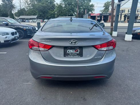 Used 2012 Hyundai Elantra Limited image 5