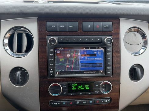 Used 2011 Ford Expedition XLT w/ 202A Rapid Spec Order Code image 18