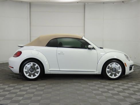 Used 2019 Volkswagen Beetle 2.0T Final Edition SEL image 12