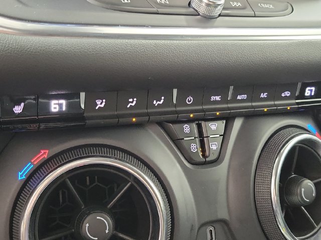 Used 2023 Chevrolet Blazer LT w/ Convenience Package AWD/4WD image 28