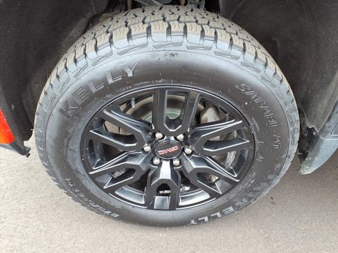 Used 2021 GMC Sierra 1500 Elevation image 21