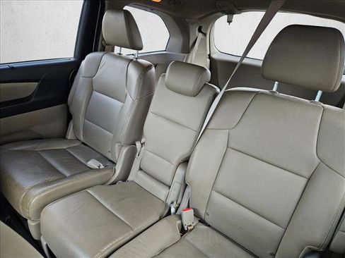 Used 2016 Honda Odyssey Touring image 13