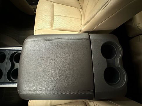 Used 2014 Ford F350 Lariat w/ Lariat Interior Package image 49