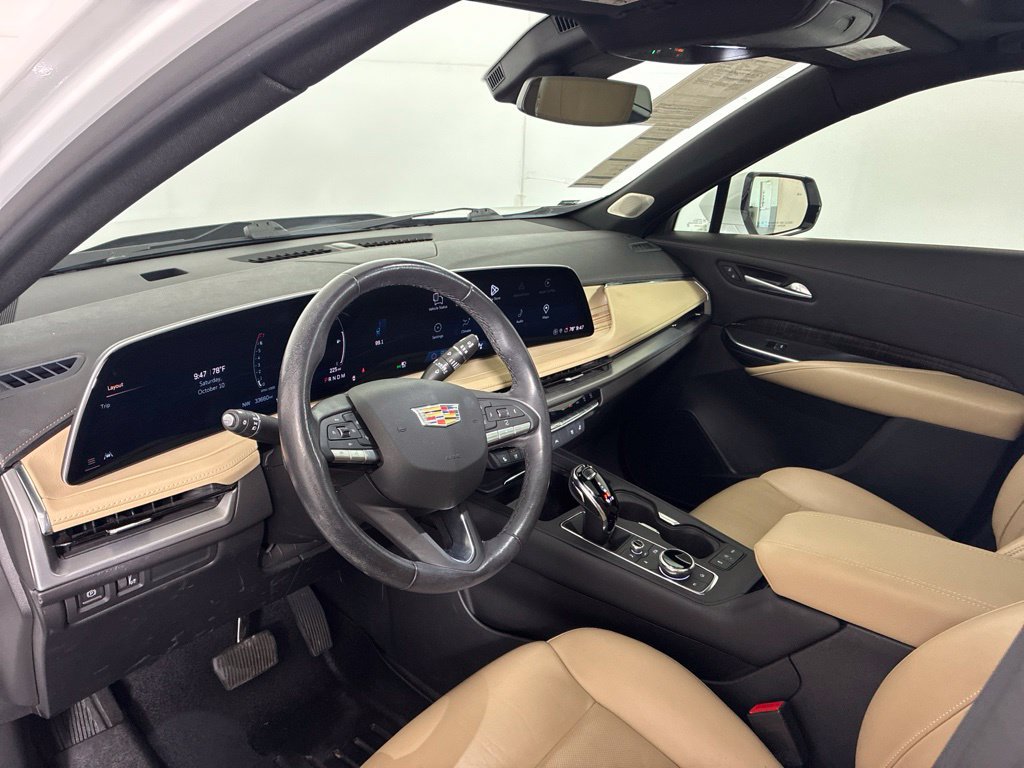 Used 2024 Cadillac XT4 Premium Luxury FWD image 19