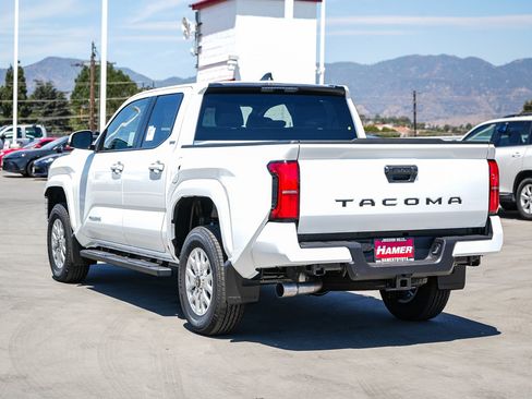 New 2026 Toyota Tacoma SR5 RWD image 9
