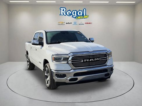 Used 2023 RAM 1500 Laramie AWD/4WD image 1