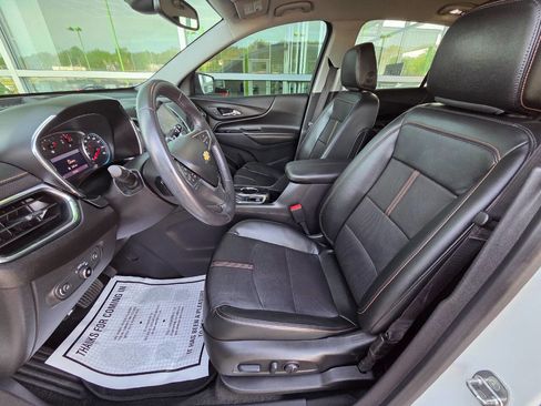 Used 2022 Chevrolet Equinox Premier w/ Redline Edition image 12