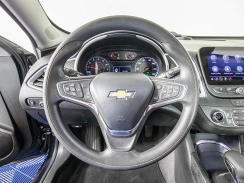 Used 2023 Chevrolet Malibu LT image 19