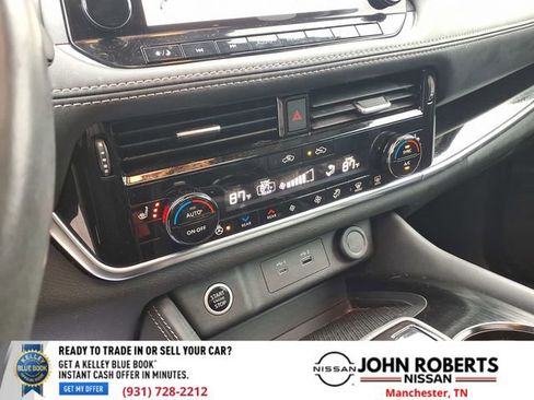 Used 2023 Nissan Rogue SL w/ SL Premium Package image 30