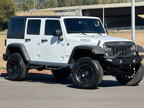 Used 2017 Jeep Wrangler Unlimited Sport image 1