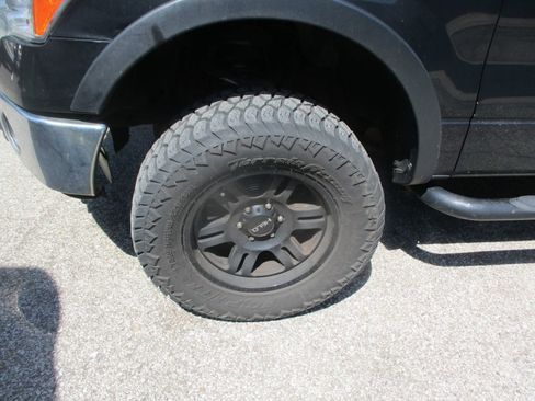 Used 2013 Ford F150 XLT AWD/4WD image 2