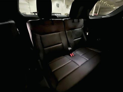 Certified 2022 Ford Explorer Platinum w/ Equipment Group 601A image 26