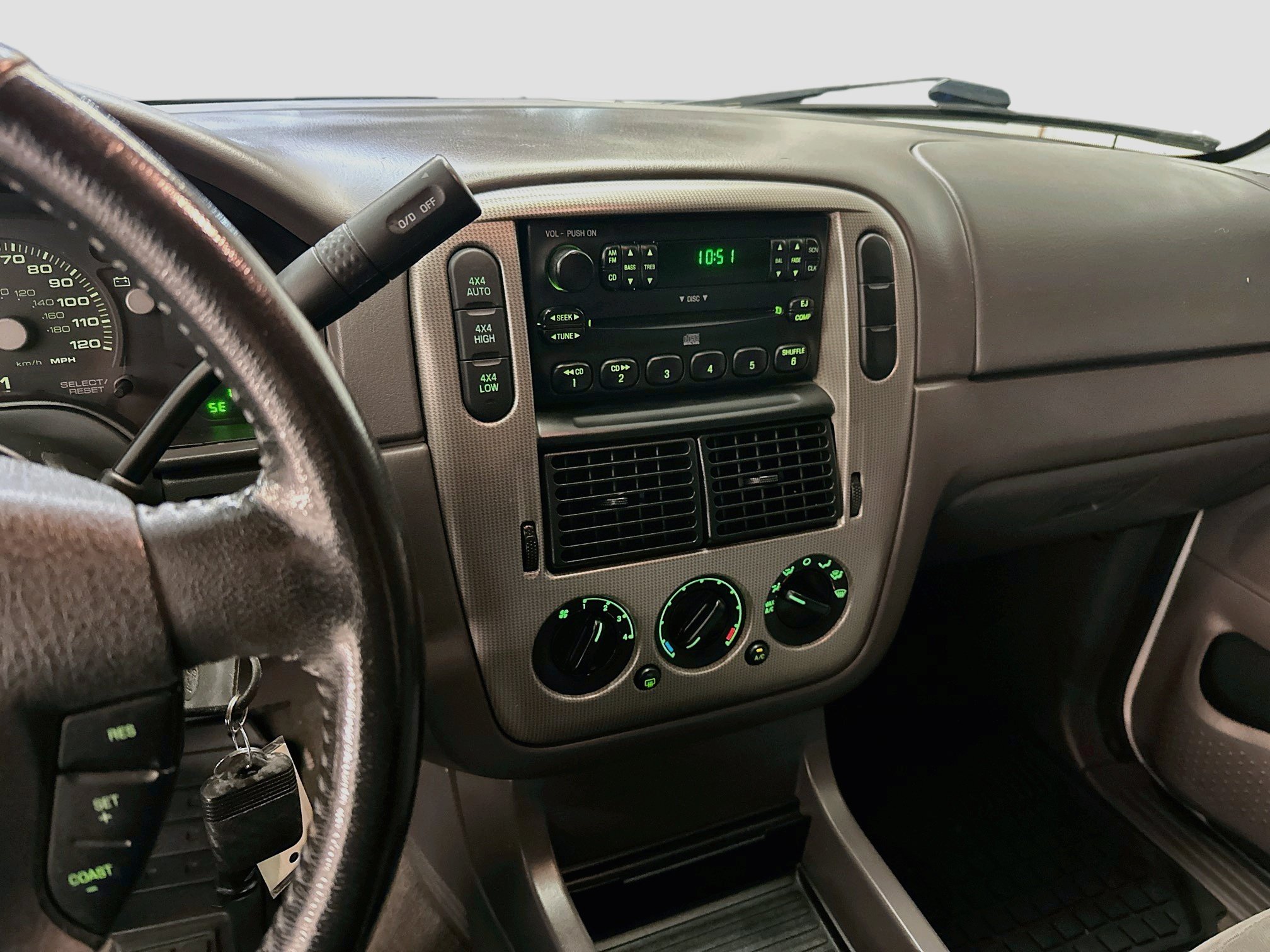 Used 2004 Ford Explorer Sport XLT AWD/4WD image 24