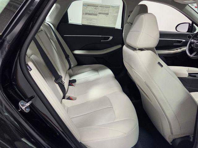 New 2026 Hyundai Sonata SEL FWD image 14