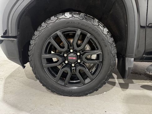 Used 2020 GMC Sierra 1500 Elevation AWD/4WD image 8