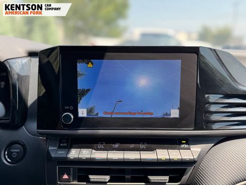 Used 2026 Toyota Camry SE FWD image 25