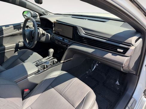 Used 2025 Toyota Camry XSE w/ Premium Plus Package AWD/4WD image 26