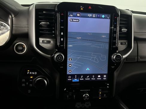 Used 2025 RAM 1500 Lone Star image 21