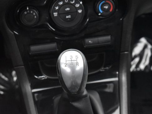 Used 2014 Ford Fiesta SE w/ Equipment Group 201A image 23