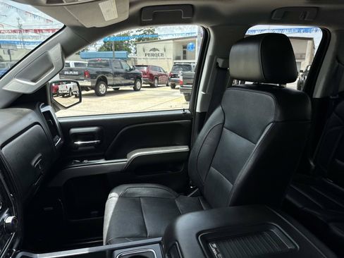 Used 2017 Chevrolet Silverado 1500 LTZ Z71 w/ LTZ Plus Package AWD/4WD image 15