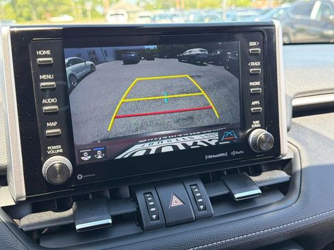 Used 2019 Toyota RAV4 Limited AWD/4WD image 21