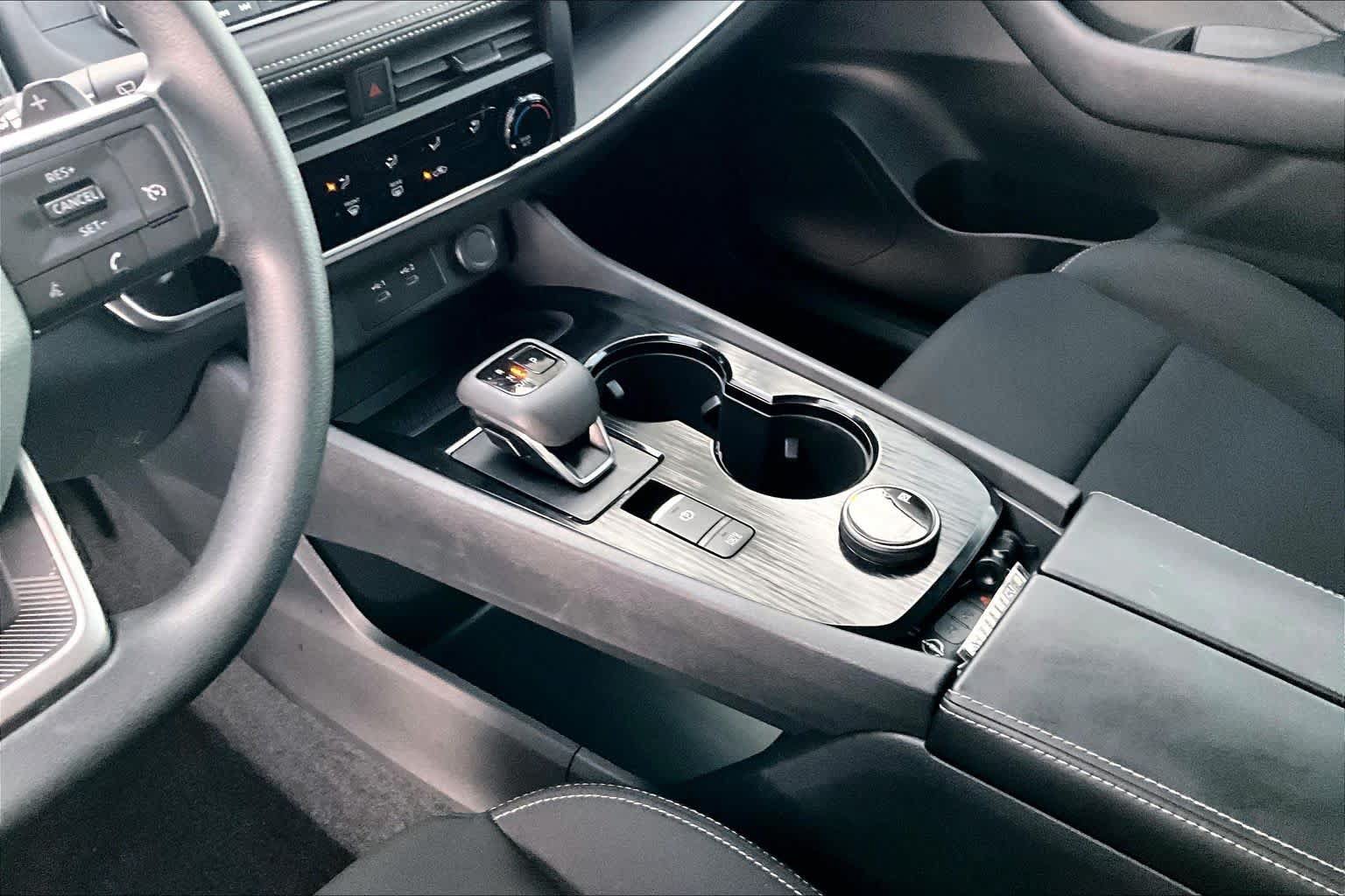 Certified 2026 Nissan Rogue S AWD/4WD image 31