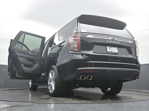 Used 2024 Chevrolet Tahoe High Country AWD/4WD image 62