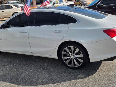 Used 2016 Chevrolet Malibu Premier w/ Driver Confidence Package FWD image 3