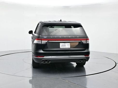 Used 2024 Lincoln Aviator Reserve image 10