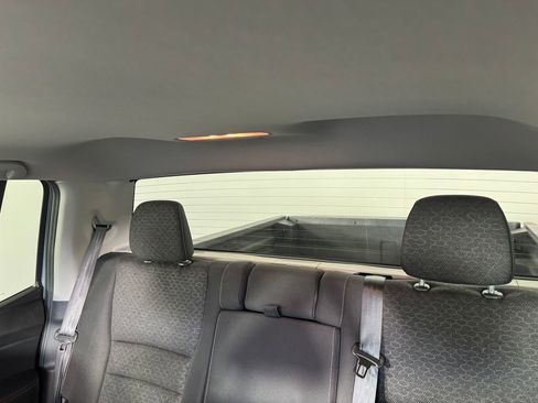 Used 2025 Honda Ridgeline Sport image 4