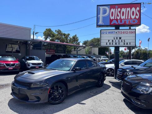 Used 2022 Dodge Charger R/T w/ Blacktop Package RWD image 1