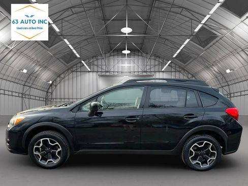 Used 2014 Subaru Crosstrek 2.0i Premium AWD/4WD image 2