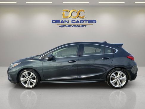 Used 2018 Chevrolet Cruze Premier image 3