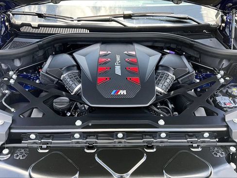 New 2026 BMW X5 M Competition w/ Executive Package AWD/4WD image 9
