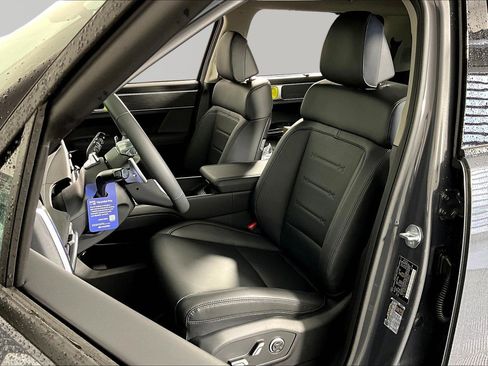 New 2026 Hyundai Santa Fe Limited AWD/4WD image 17