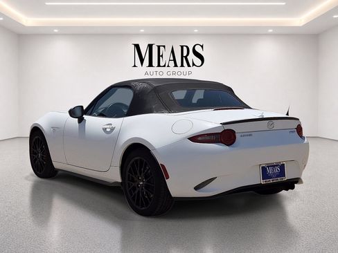Used 2016 MAZDA MX-5 Miata Club w/ Brembo/BBS Package RWD image 3