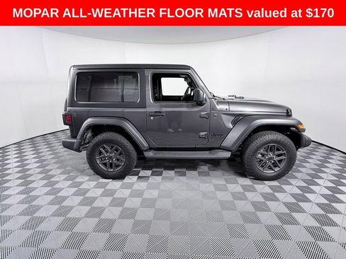Used 2024 Jeep Wrangler Sport S image 8