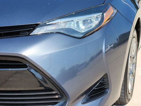 Used 2018 Toyota Corolla SE FWD image 10